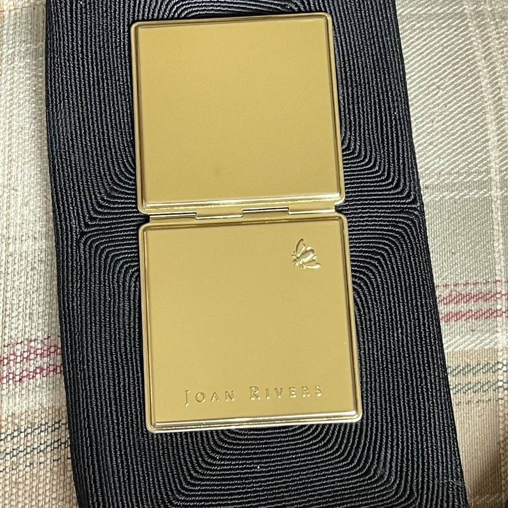 Joan Rivers Goldtone Bee Purse Travel Mirror Compact w/‎ Black Velvet Case 3
